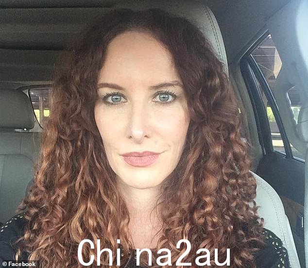 Marney Schoenfeld,46 岁,来自亚利桑那州斯科茨代尔的发型师,周六自杀身亡