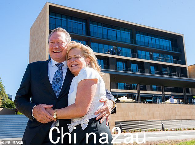 Andrew 和 Nicola Forrest(如图)投资了独家华尔道夫酒店