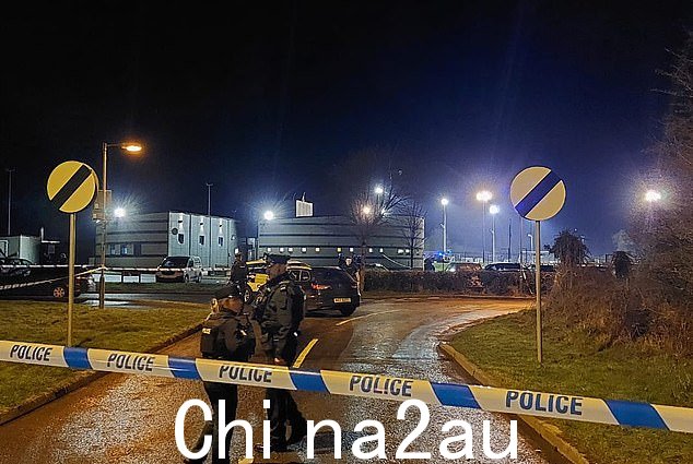 袭击发生在昨晚晚上 8 点左右在 Youth Sport Omagh 体育中心