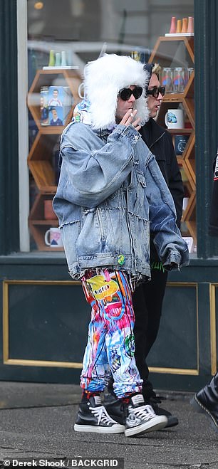 惊讶:Mod Sun 的一位代表暗示他被艾薇儿取消他们的订婚搞得措手不及