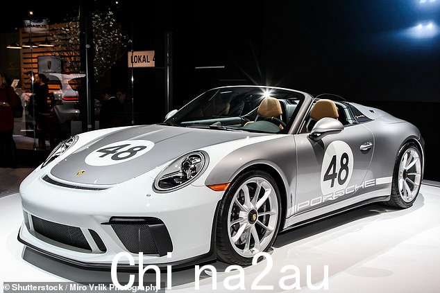 联邦法院冻结申请令包括 Adam Gilchrist 拥有的两辆保时捷,一辆 Speedster 911(上图,库存图片)和一辆 Panamera