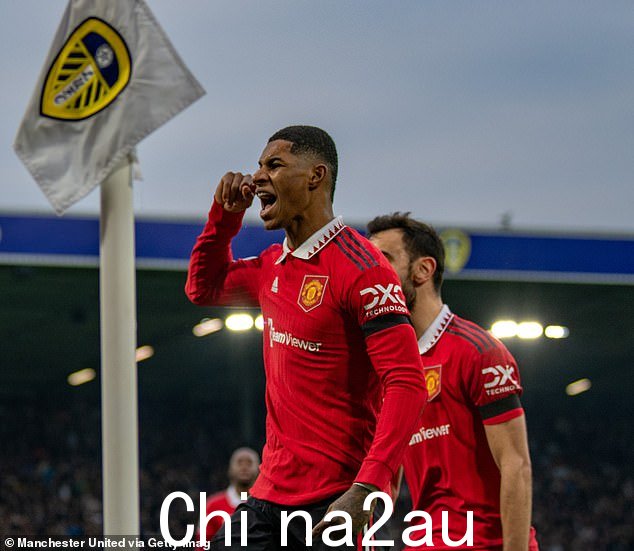 Rashford 开启了他现在标志性的庆祝活动，将手指指向自己的头