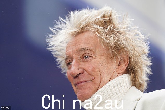 Sir Rod 承诺帮助更多医院进行扫描,因为他将 NHS 面临的情况称为'荒谬'