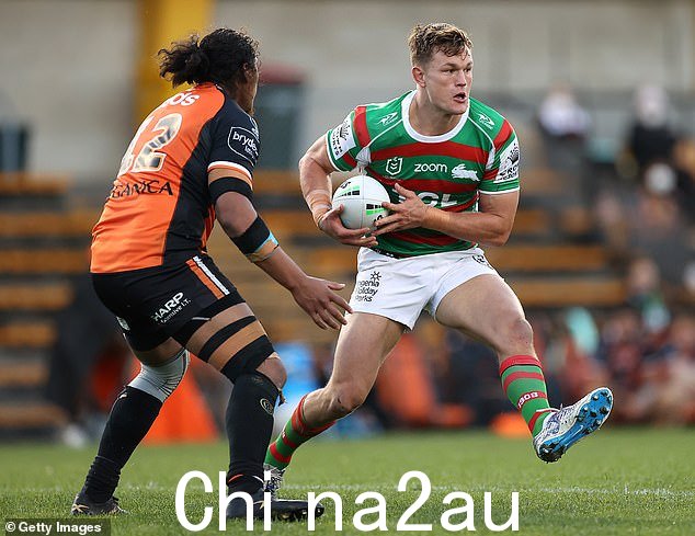 Knight 距离他在 NRL 回归 Souths 大约还有两个月