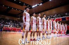 中国男篮世预赛取得10胜2负战绩，其中两负澳大利亚队（图）
