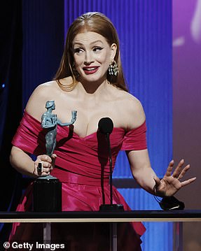 女主角:Jessica Chastain 凭借 George & Tammy 获得电视电影或限定剧最佳女主角