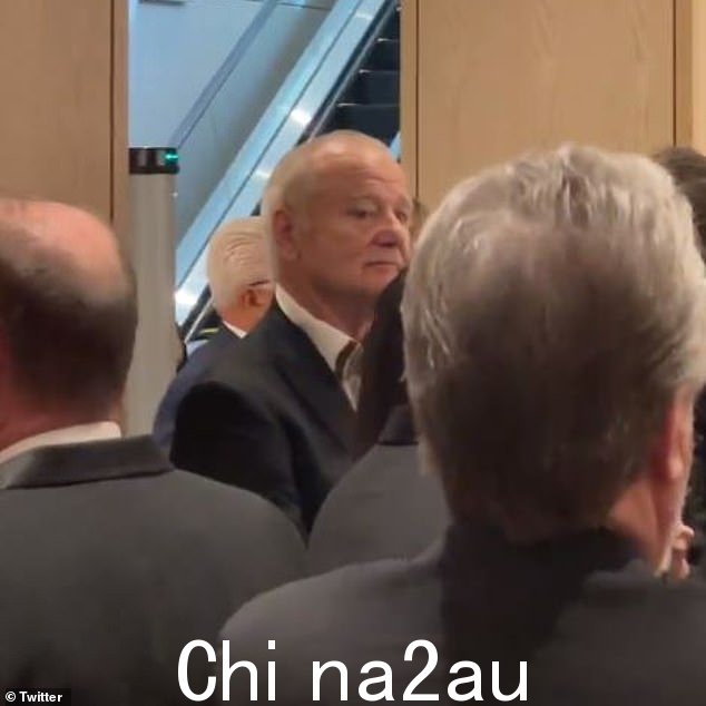 他补充道:'连 Bill Murray 都得等。这太疯狂了!'