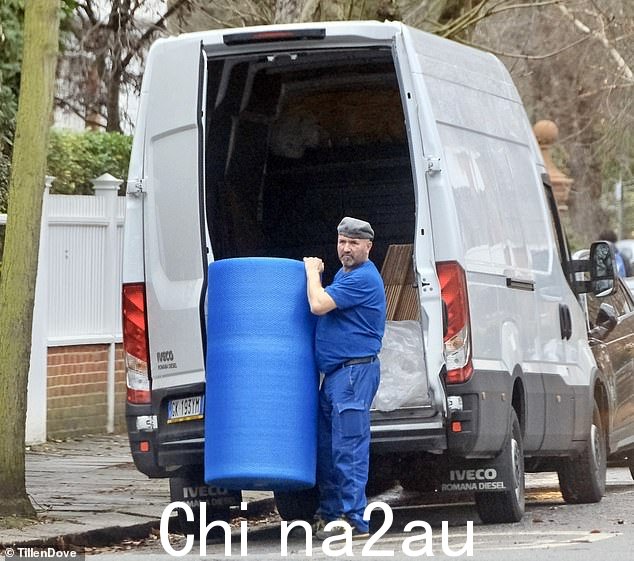 尽管离开了,但正在以她的名义对房子进行工程,可能耗资高达 200 万英镑