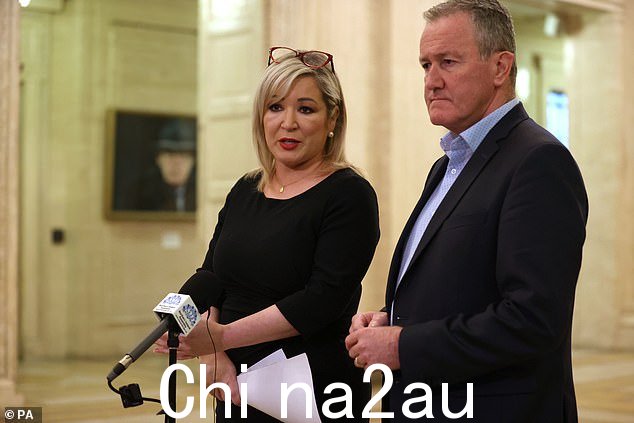 新芬党副主席 Michelle O'Neill 和 Connor Murphy 在 Stormont 发表演讲