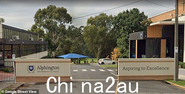 Alphington Grammar School 的工作人员和家长向墨尔本的 Yarra 市议会提出了 200 多起投诉,称该设施可能会使学生处于危险之中
