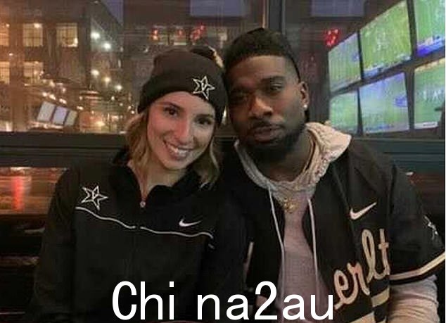 Zac Stacy 和 Kristin Evans 在他们关系早期的照片