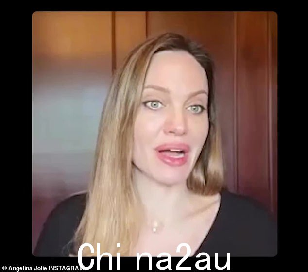 愤怒:'在那些伤害你的人掌管国家多年之后。我们所做的一切然后了解到并感到愤怒,我们知道每天都在发生,'安吉丽娜说“class=