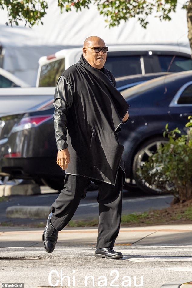 Laurence's look: Driver 的男演员 Laurence Fishburne 和 James Remar 也都穿着全黑
