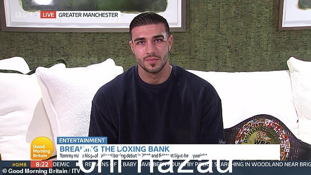 新爸爸:Tommy Fury 称赞他的女友 Molly-Mae Hague 是一位“了不起的母亲”,并承认自从他离开美国以来,她的起步很艰难a training camp