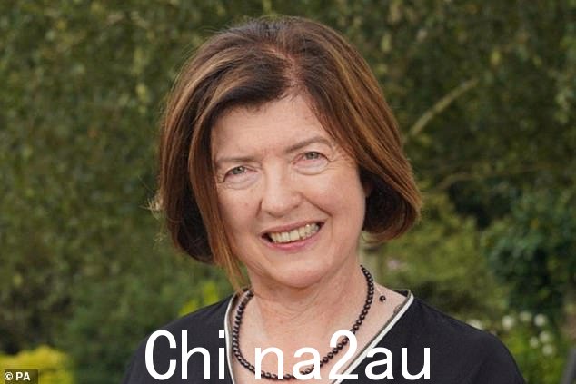 STEPHEN POLLARD:昨天 Keir Starmer 爵士任命领导 Partygate 调查的公务员 Sue Gray(如图)担任他的参谋长,这不仅令人震惊