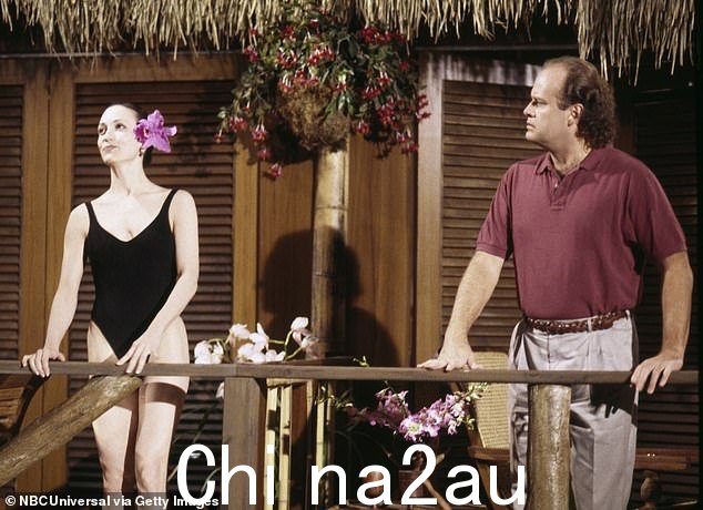 他们是一对电视黄金夫妇:Neuwirth 饰演 Lilith Sternin 博士,Kelsey Grammer 饰演 Frasier Crane 博士,在 Frasier 剧集天堂历险记:第 1 部分
