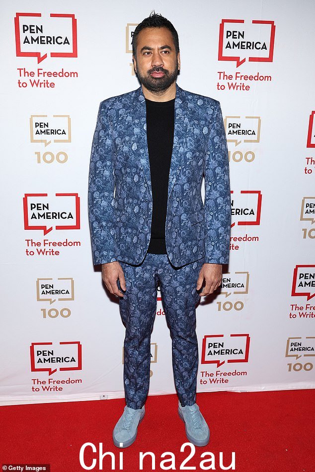主持人最多:Kal Penn 在主持 2023 年美国笔会奖前登上红地毯