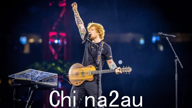 Ed Sheeran 周四晚上在 MCG 创纪录地在 107,000 人面前表演。图片：Jake Nowakowski