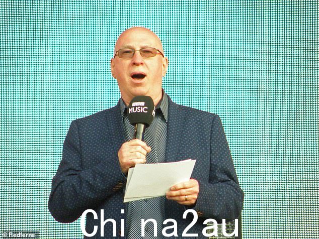 Bruce 比计划提前一个月离开,因为公司老板对他的节目是为他的下一站“免费做广告”感到“沮丧”