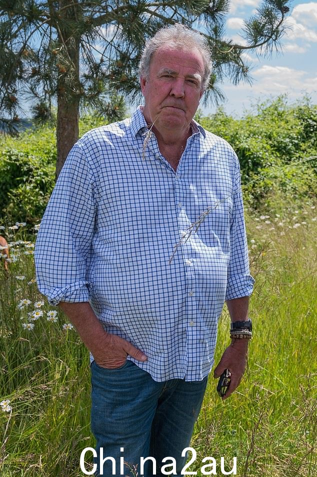 前 Top Gear 主持人 Jeremy Clarkson 获得了“英国最性感帅哥”的称赞