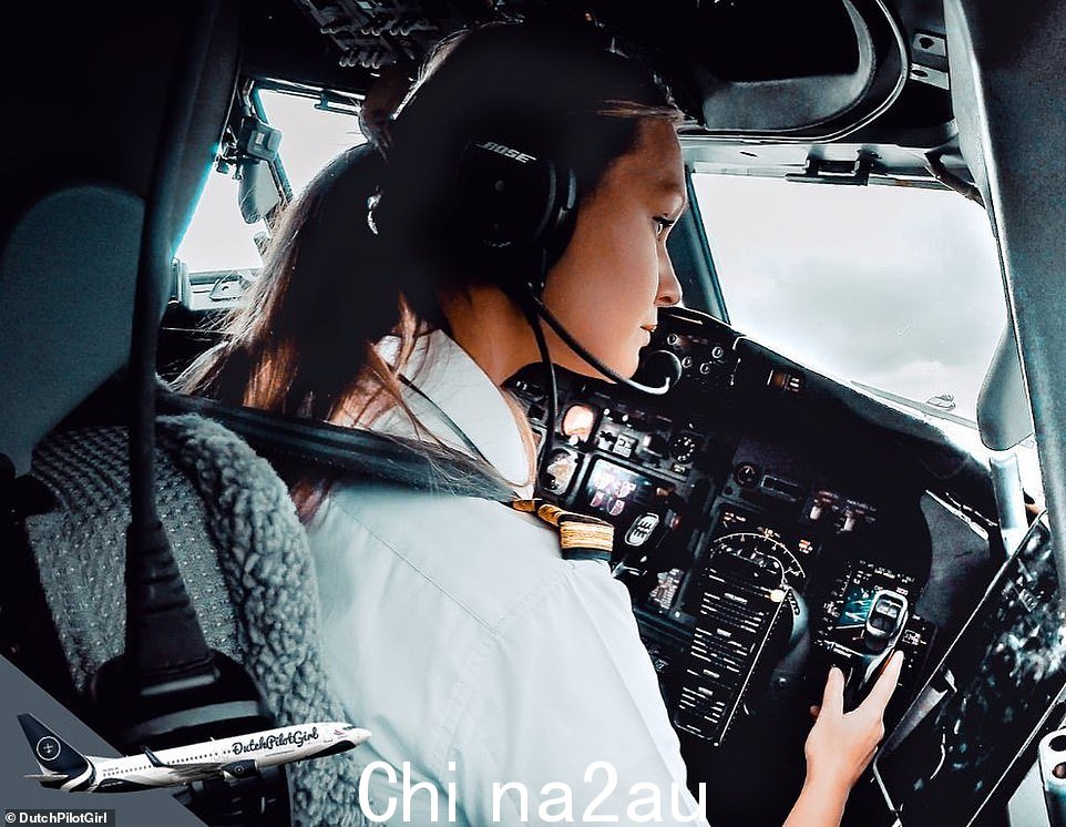 米歇尔,一个漂亮的金发女郎,彻底颠覆了'愚蠢的金发女郎'的刻板印象