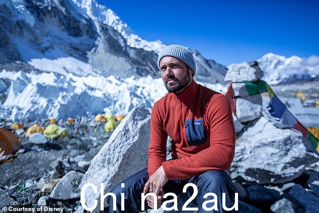 它在哪里?周六,当斯宾塞马修斯的纪录片《寻找迈克尔》未能在预定日期在 Disney+ 首映时,粉丝们发泄了他们的愤怒