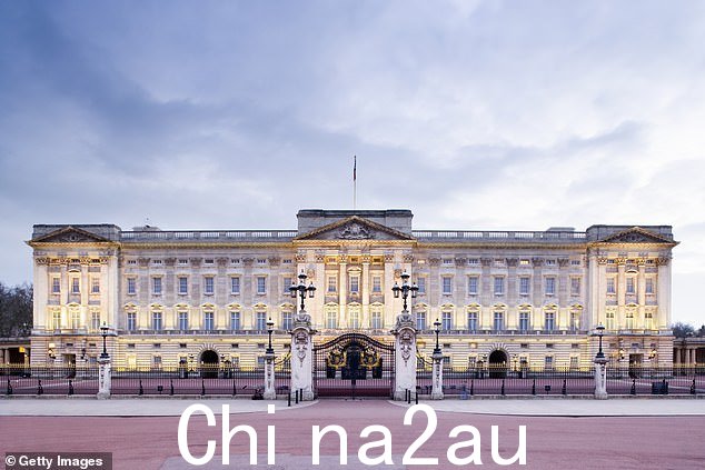 如果哈里王子和梅根马克尔来英国参加国王加冕礼,他们可以住在白金汉宫的公寓里