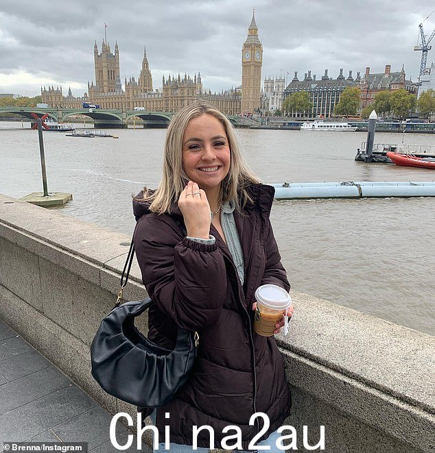 Braonain 说她有 5 年的保姆经验,在伦敦做了六个月的旅行保姆(如图)