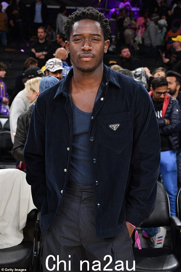 电视明星:Damson Idris,31 岁,也出席了 Crypto.com Arena 的比赛