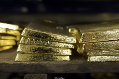 珀斯造币厂发现向中国出售掺杂金条，然后试图掩盖
