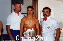 为什么 Jeff Fenech 结束了与澳大利亚最佳教练 Johnny Lewis 的激烈争执