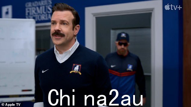 一个时代的终结:Ted Lasso 的共同创作者和明星 Jason Sudeikis(左)宣布他广受好评的足球喜剧的第三季将是最后一季