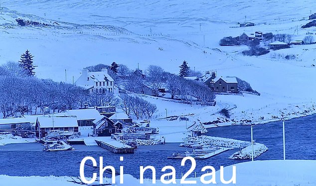 设得兰群岛:昨天早上设得兰群岛的降雪景象。预报员说苏格兰北部的高地地区预计本周降雪量最大