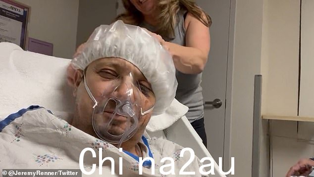 感恩:他还在帖子的标题中写了一条短消息,部分内容是:'我要感谢所有人的信息和对我的家人和我的体贴。非常爱和感激致你们所有人'