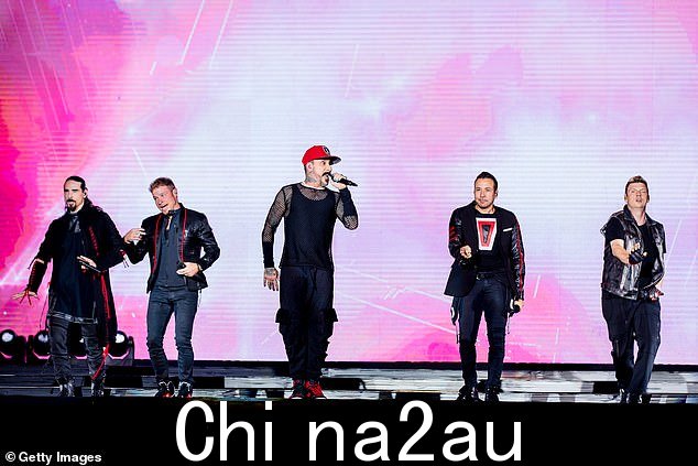 后街男孩(左起:Kevin Richardson、Brian Littrell、AJ McLean、Howie Dorough 和 Nick Carter)已经结束了他们的澳大利亚巡演,现在在新西兰