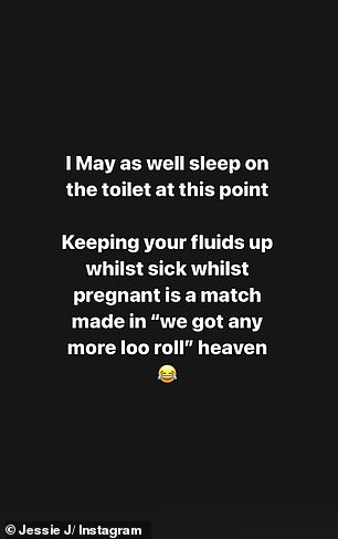 尴尬:这位英国歌手近日感染了传染性极强的感冒病毒,出现了一系列不幸的症状