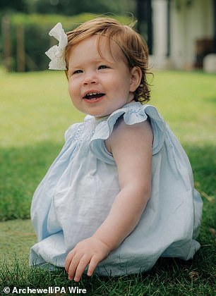 Lilibet Diana Mountbatten-Windsor,苏塞克斯公爵夫妇的女儿,去年六月庆祝了她的第一个生日