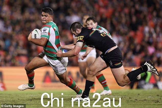 Rabbitohs 的 Mitchell 在 Souths 输给黑豹队的比赛中被 Isaah Yeo 拦截