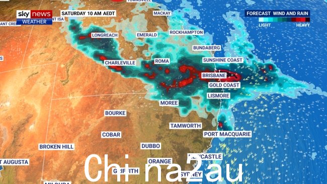 预报周五和本周末大雨系统将向布里斯班移动。图片:Sky News Australia