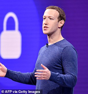 双胞胎:Facebook 创始人马克穿的长袖衬衫看起来就像哈利在许多场合穿的那件
