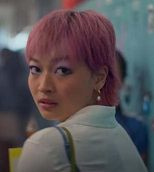 根据 90 年代同名肥皂剧改编的澳大利亚青少年剧,去年第一季上映后成为国际热门(图:Gemma Chua-Tran)