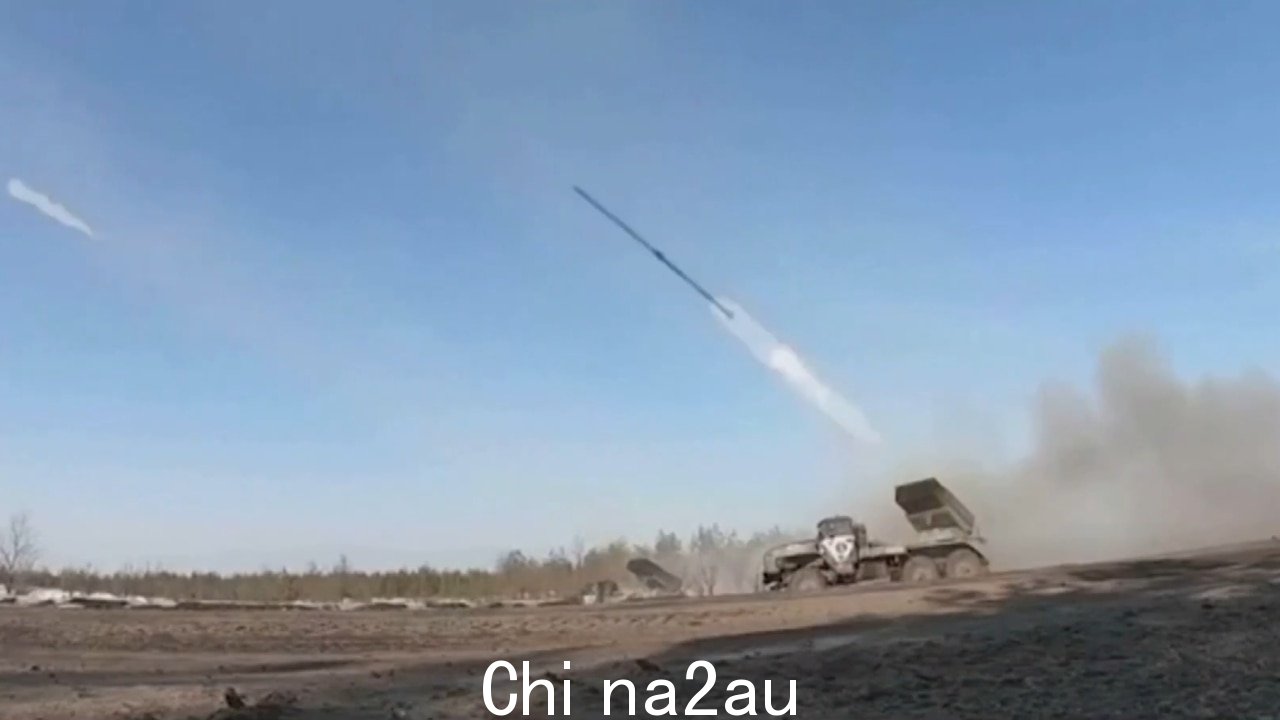 俄罗斯向乌克兰发射导弹弹幕