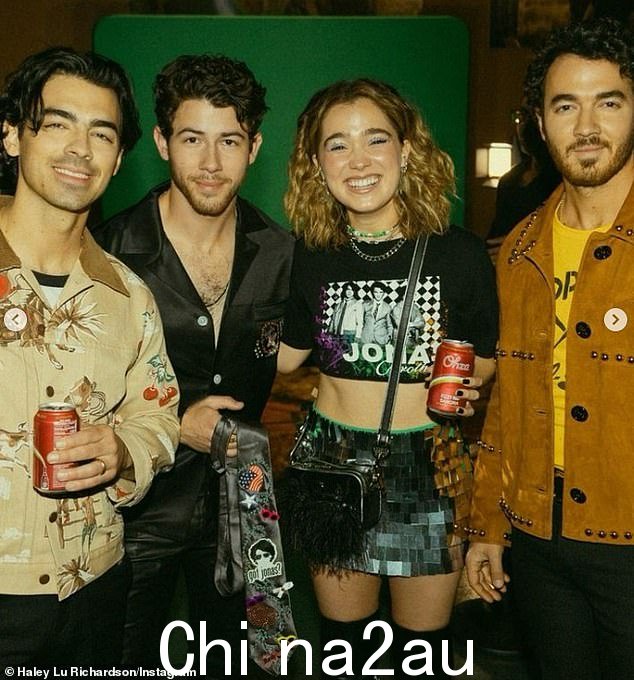 梦想成真:Haley 承认在乔纳斯兄弟的单曲 Wings 音乐录影带中出现后她“哭了好几天”