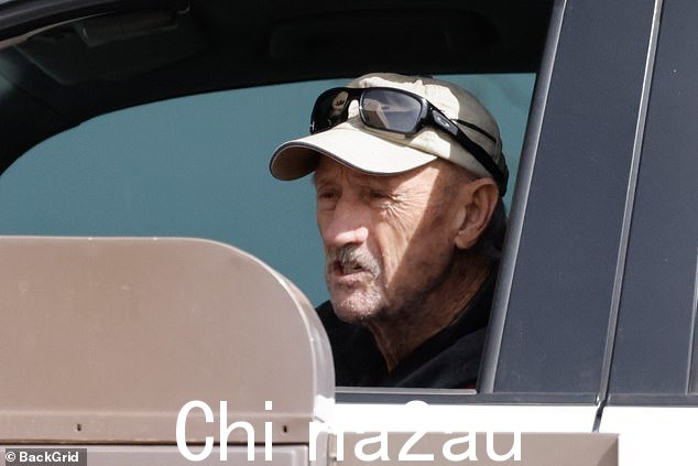 图标:隐居演员 Gene Hackman 本周继续在新墨西哥州享受他的退休生活,因为他吃了一顿快餐午餐