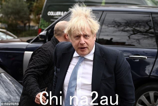 Khan 先生声称他不应该为这项政策负责,因为他“窃取”了鲍里斯约翰逊的想法