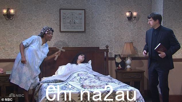 接管:她搞笑地控制并宣布她将驱逐恶魔