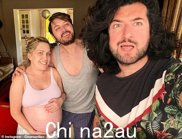 家庭:Brian Dowling 说,在他的妹妹 Aoife 生完孩子后,粉丝们听到她的消息很重要 - 因为他正在准备一部即将上映的新纪录片(图:Aoife、Brian 和 Arthur)