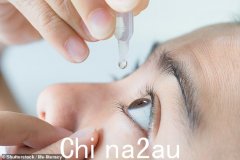DR MARTIN SCURR：为什么按摩眼睑有助于缓解眼睛干涩