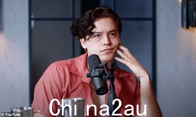 你好走出去:Cole Sprouse 指责他分居的母亲“邪恶的自恋”,此前她声称她强迫他进入演艺行业以满足她对验证的需要