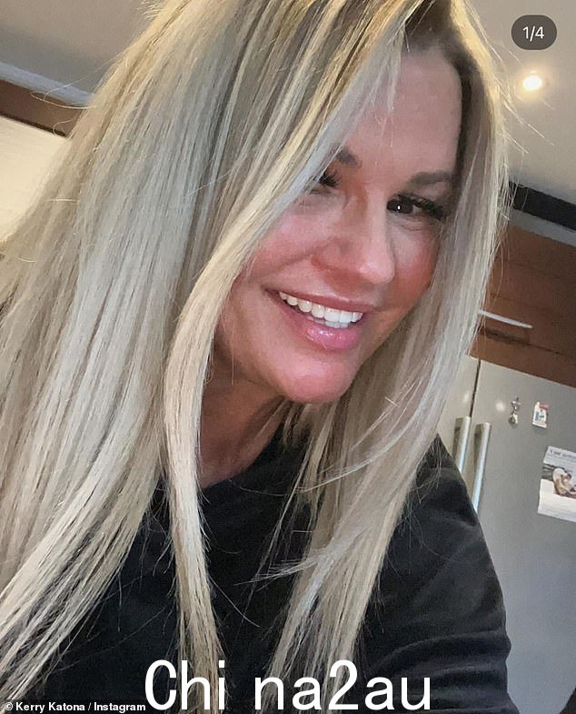 '我只用干洗香波和香水!' Kerry Katona 承认,她认为中间三周洗头并不“恶心”